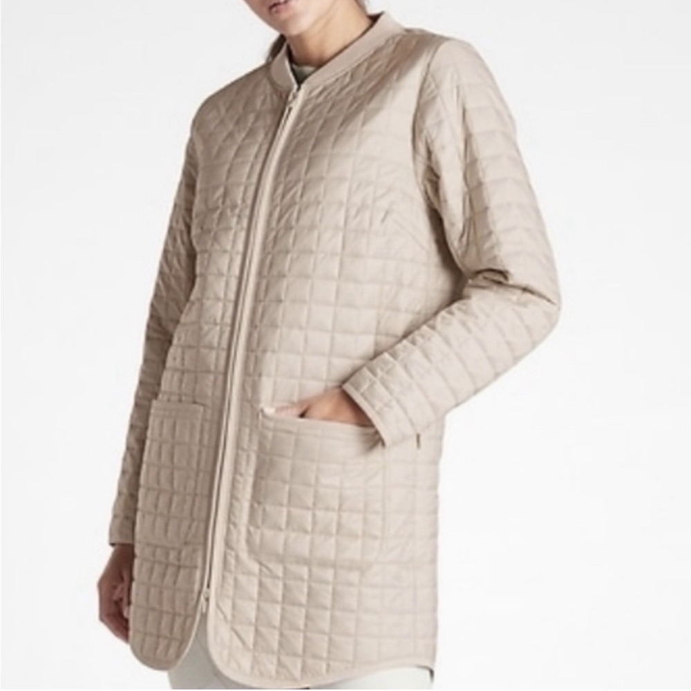 Athleta Women's Grandview PrimaLoft Quilted Shell Jacket Small Gorpcore Neutral